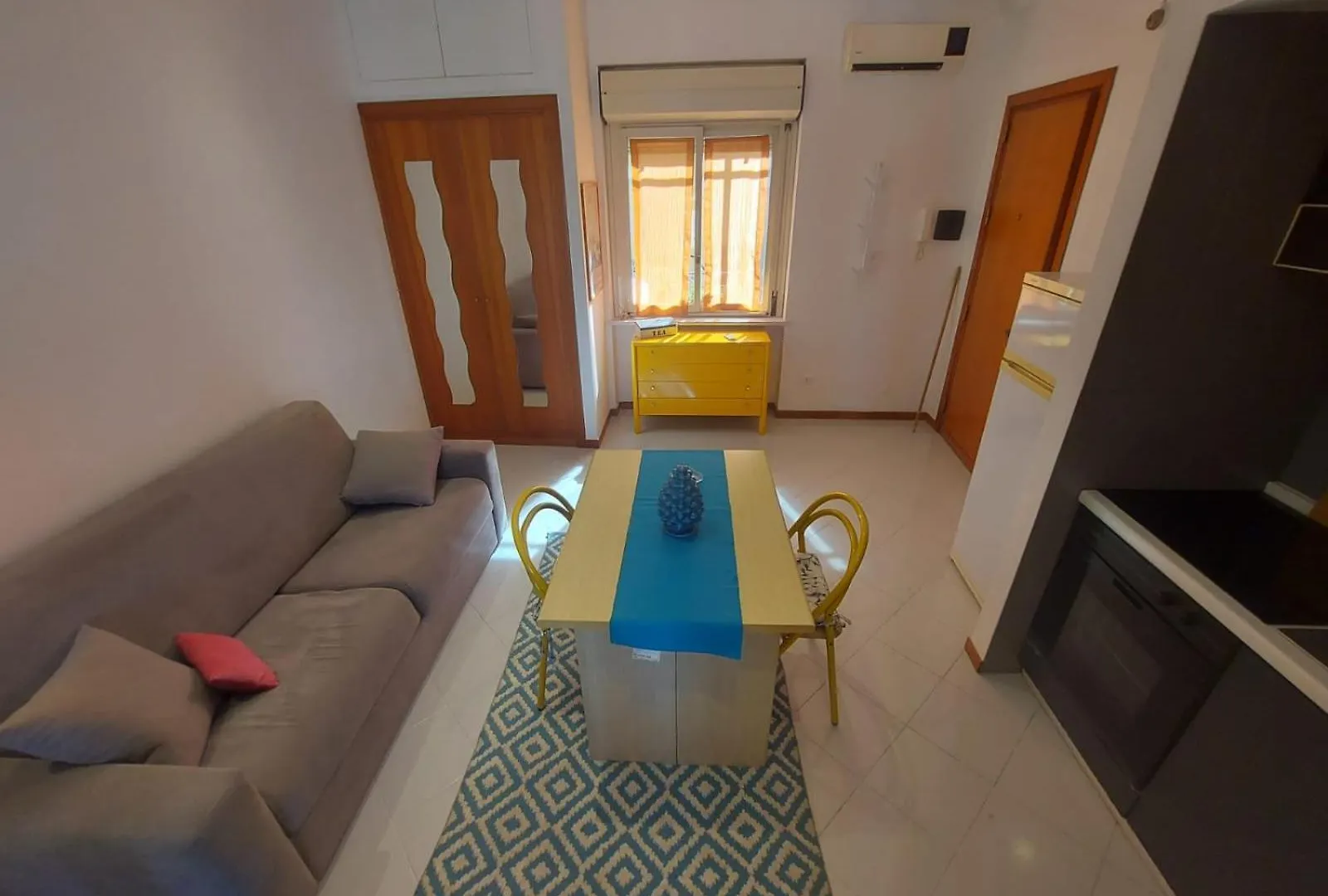 Appartamento Flat In Front Of Teather Massimo Palermo