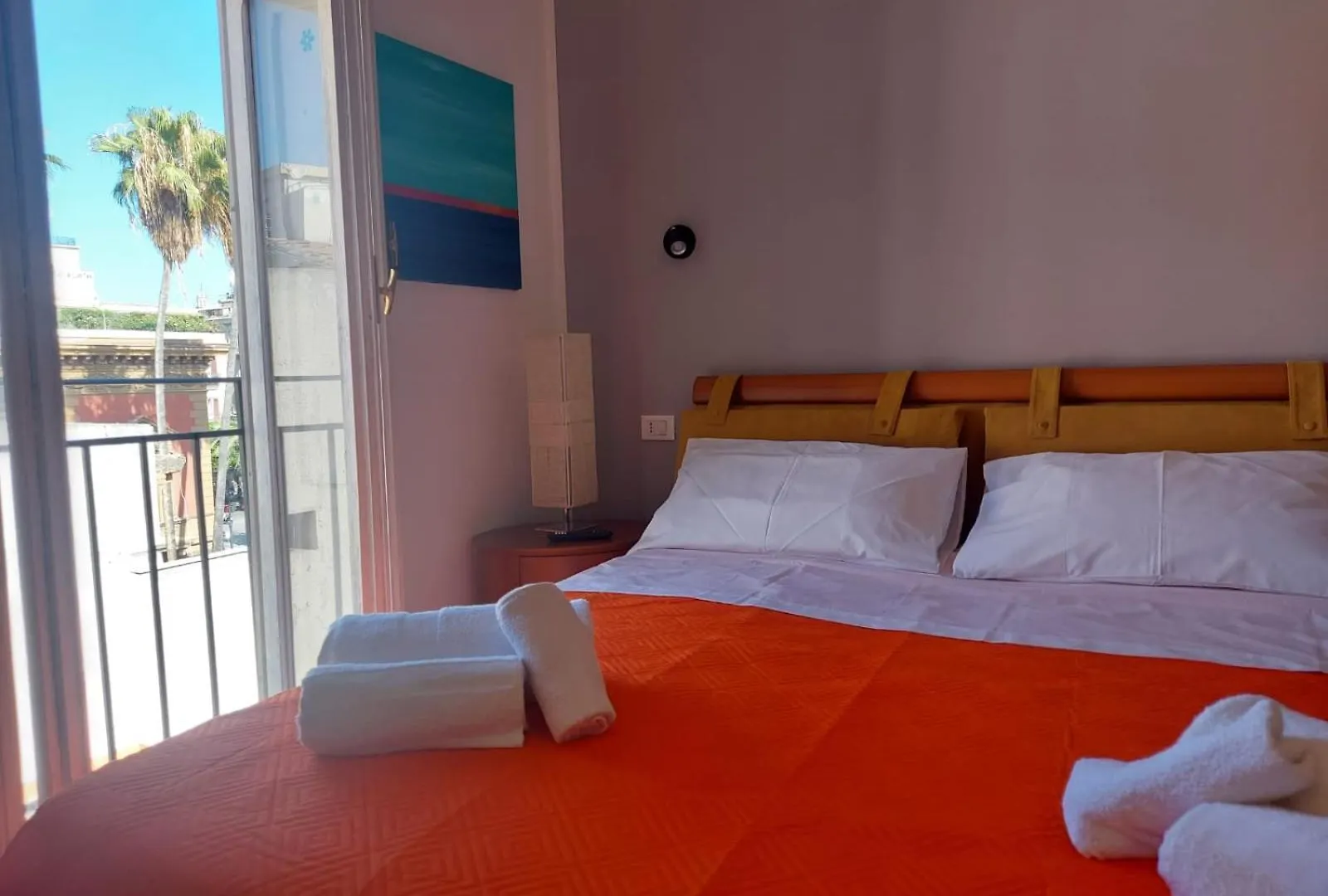 Appartamento Flat In Front Of Teather Massimo Palermo Italia
